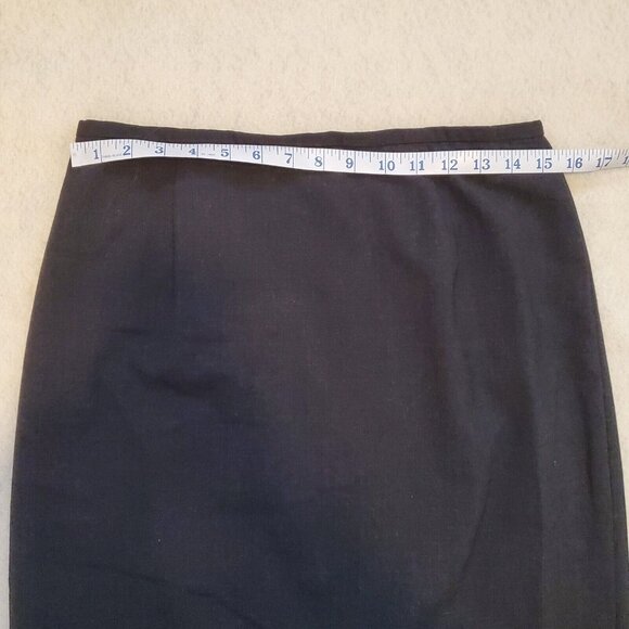 Talbots Petites Stretch Skirt 12P Gray Lined Back Zip Wool Spandex Knee Length - Picture 8 of 8